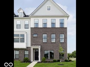 10960 Hanovarian St, Zionsville, IN 46077
