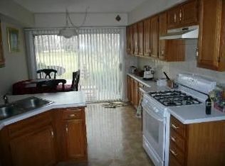 2321 Highland Ct #D2321, Schaumburg, IL 60194