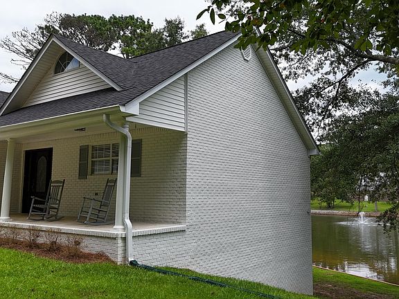 4th image of 5664 Dogwood Dr