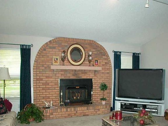 3rd image of 6035 Dogwood Dr W