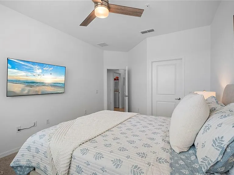 15158 Bluffton Ln #2022 — Photo 40