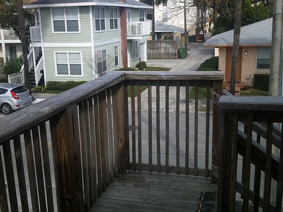 5th image of 422 2nd St S APT 4