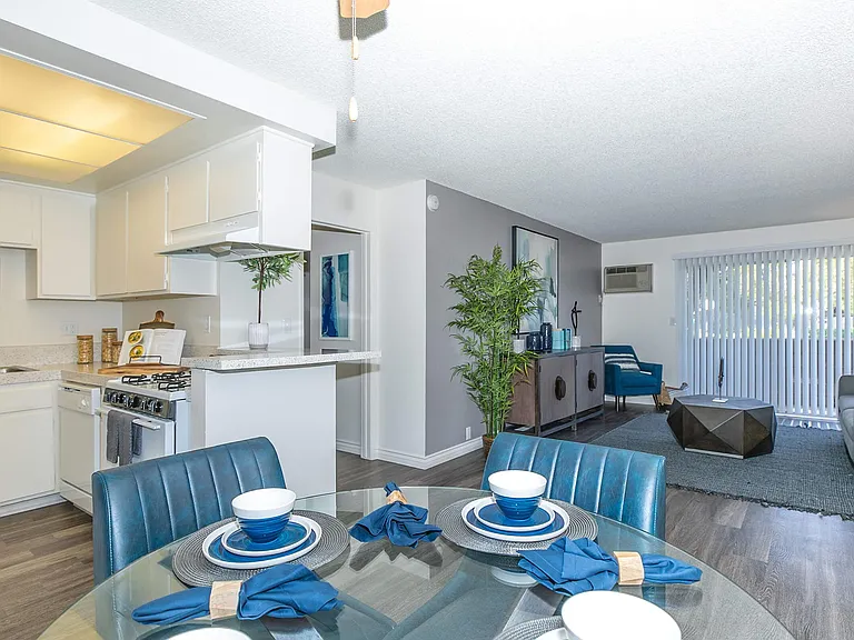 R.C. Briarwood Apartment Homes — Photo 17