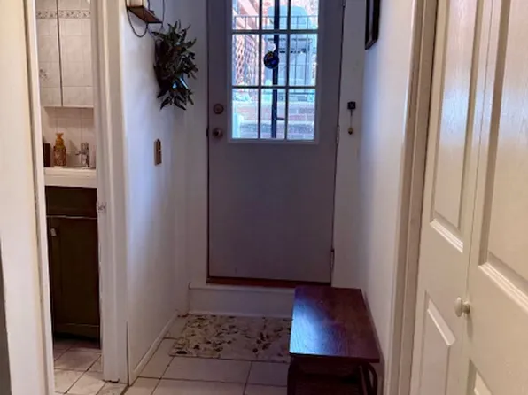 1861 East 32nd Street image 23 of 27