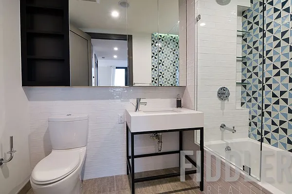 Rented by Fiddler Realty | media 35