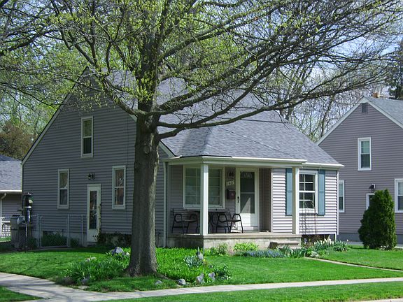 3rd image of 1401 E Lincoln Ave