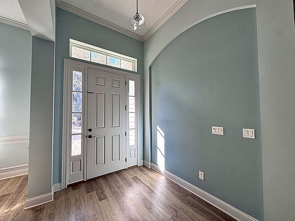 3rd image of 11665 Mandarin Terrace Rd