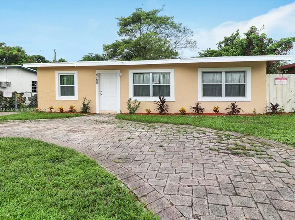 2768 NW 5th St, Pompano Beach, FL 33069