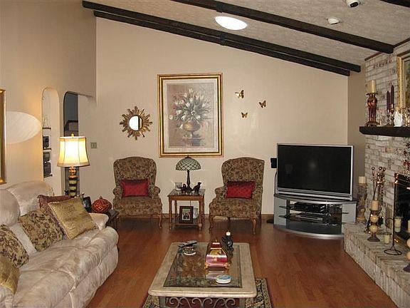 3rd image of 2982 Homeworth Ln