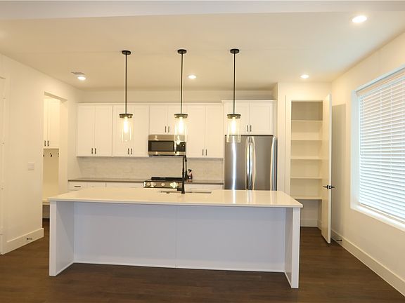5th image of 2905 Huffman Way