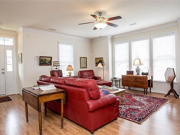 3rd image of 4144 San Marco Dr #A