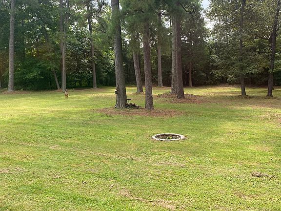 3rd image of 851 Dispatch Rd