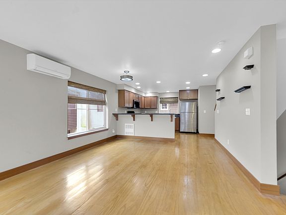 4th image of 8614 A 23rd Ave NE
