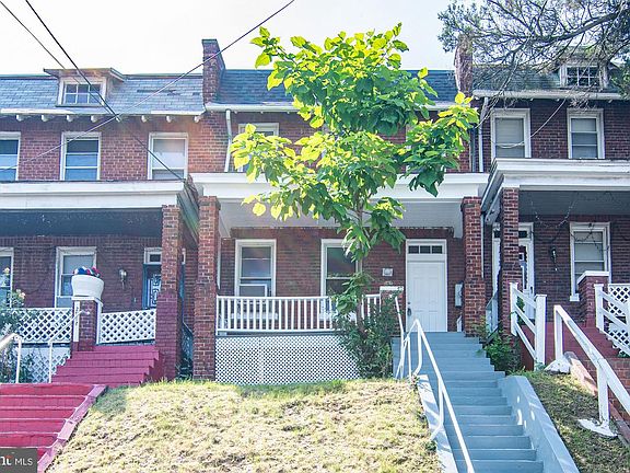 3rd image of 2413 Minnesota Ave SE