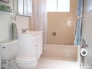 Full Bath with Linen Cabinet