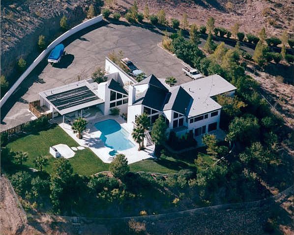 1st image of 382 Laurel Dr