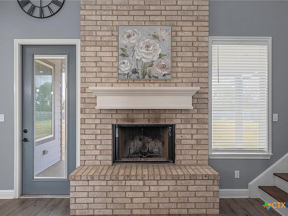 5th image of 10281 Creekside Ln