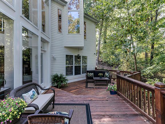 5th image of 3111 Shady Glenn Estates Dr