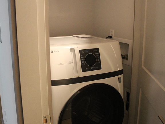 5th image of 56 N Main St #203