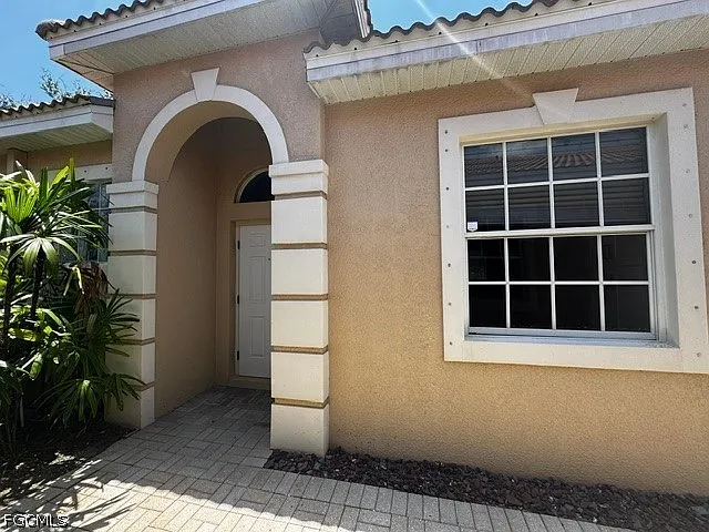3 bed, 2.0 bath, 1538 sqft, $2,800 — Photo 2