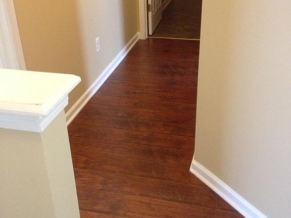 4th image of 3650 Walden Dr #3652