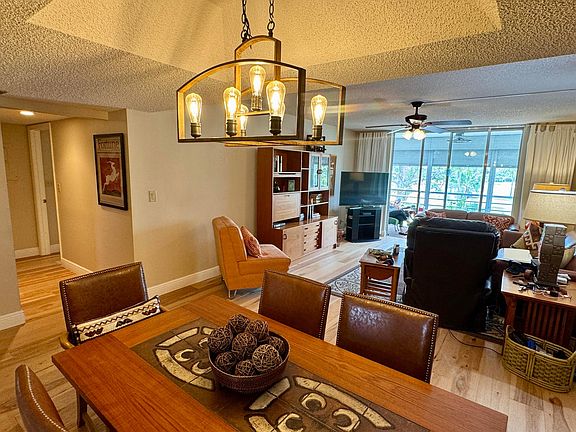 3rd image of 6698 10th Avenue N #401