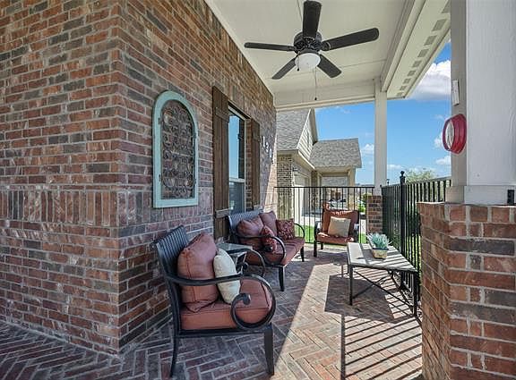 4th image of 1304 Isabella Ln