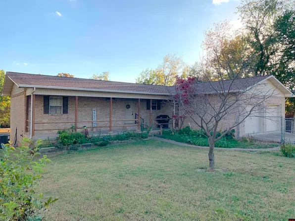 123 W Sanford St, Gassville, AR 72635