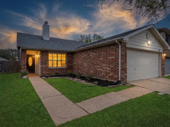 5726 Westminster Village Dr, Houston, TX 77084