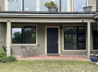 (Undisclosed Address), Mill Valley, CA 94941