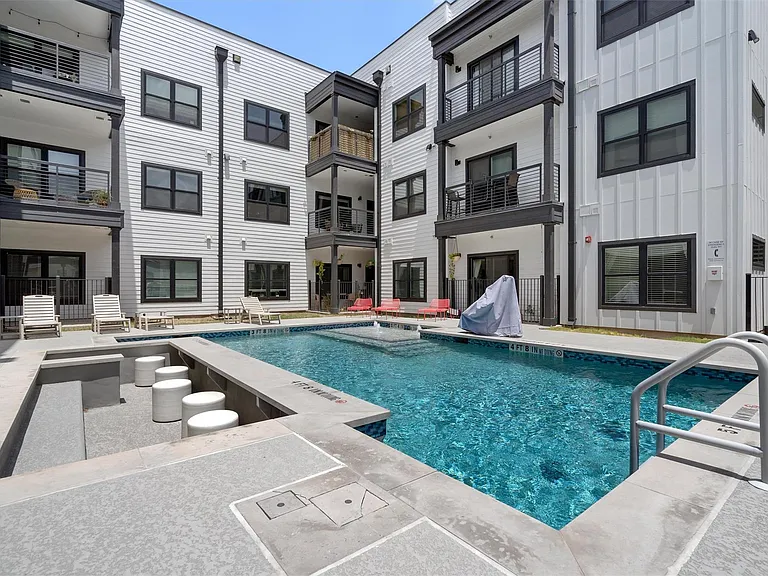 3101 Govalle Ave #210 — Photo 22