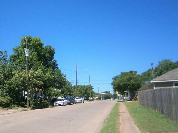 4th image of 4201 W Clarendon Dr Lot 1