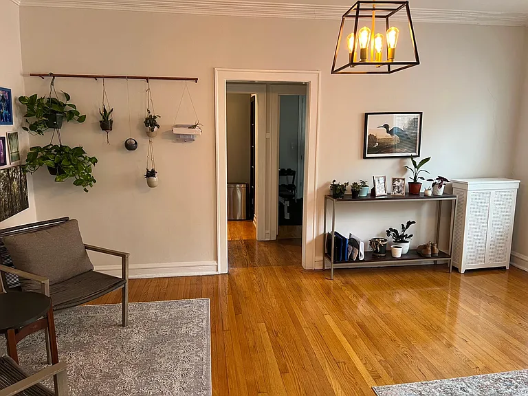 2740 W Logan Blvd #6 — Photo 6