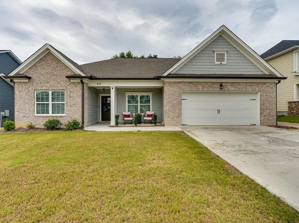 68 Winchester Dr, Fort Oglethorpe, GA 30742