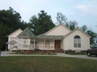 1020 Daisy Ln, West Columbia, SC 29169