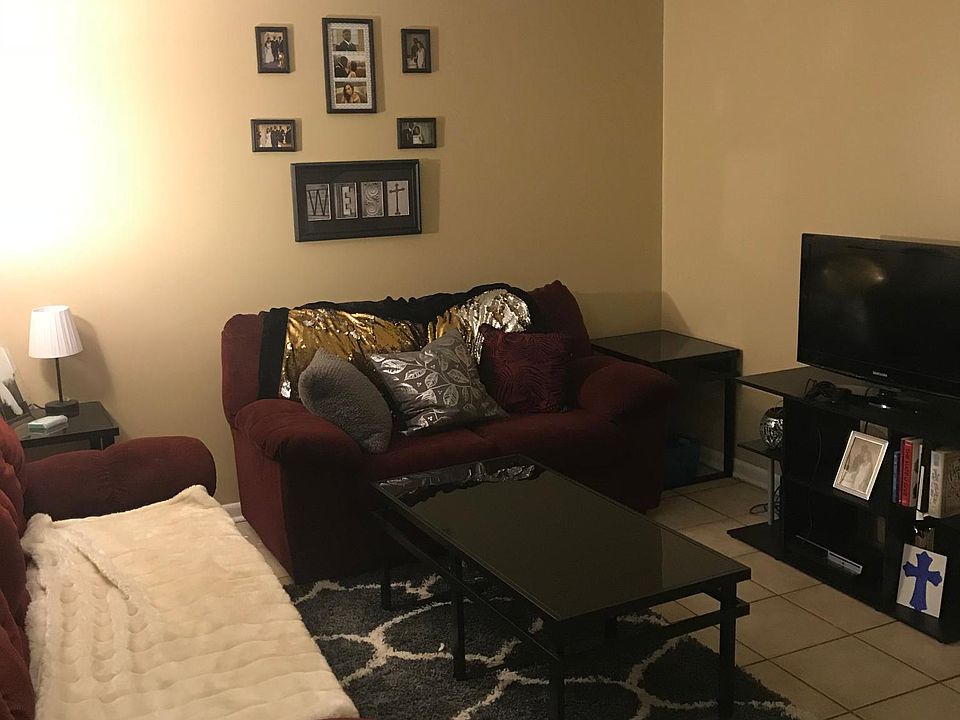 1st image of 110 Lynn Ln APT 13B