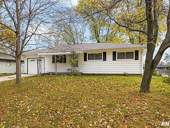 2nd image of 5710 N Monterey Ct