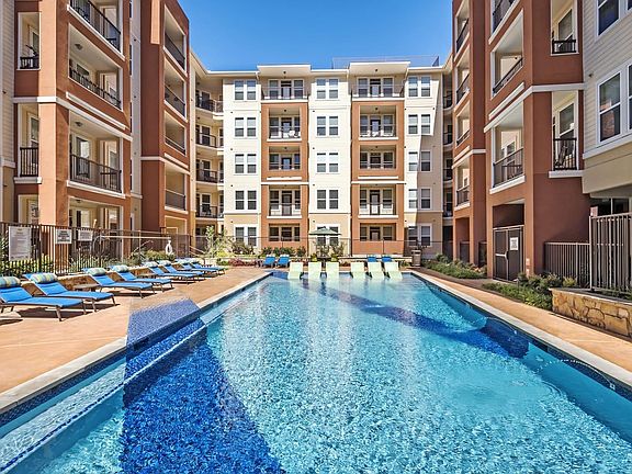 3rd image of 4001 Kenley St #462