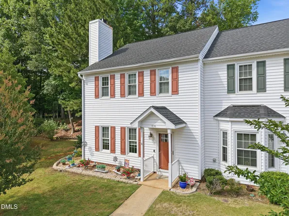 836 Saint Catherines Dr, Wake Forest, NC 27587