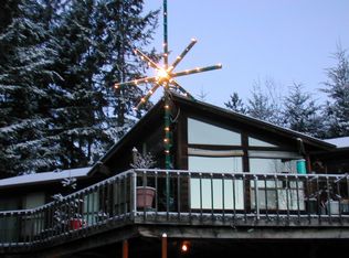9405 Woodworth Ave, Gig Harbor, WA 98332