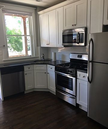 3rd image of 2007 W Hutchinson St #1