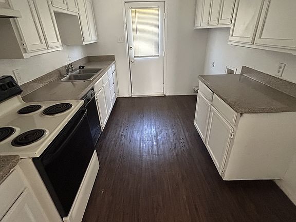 2nd image of 111 Pine Meadow Dr APT B