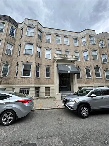 87 Gordon St #8 Photo 1