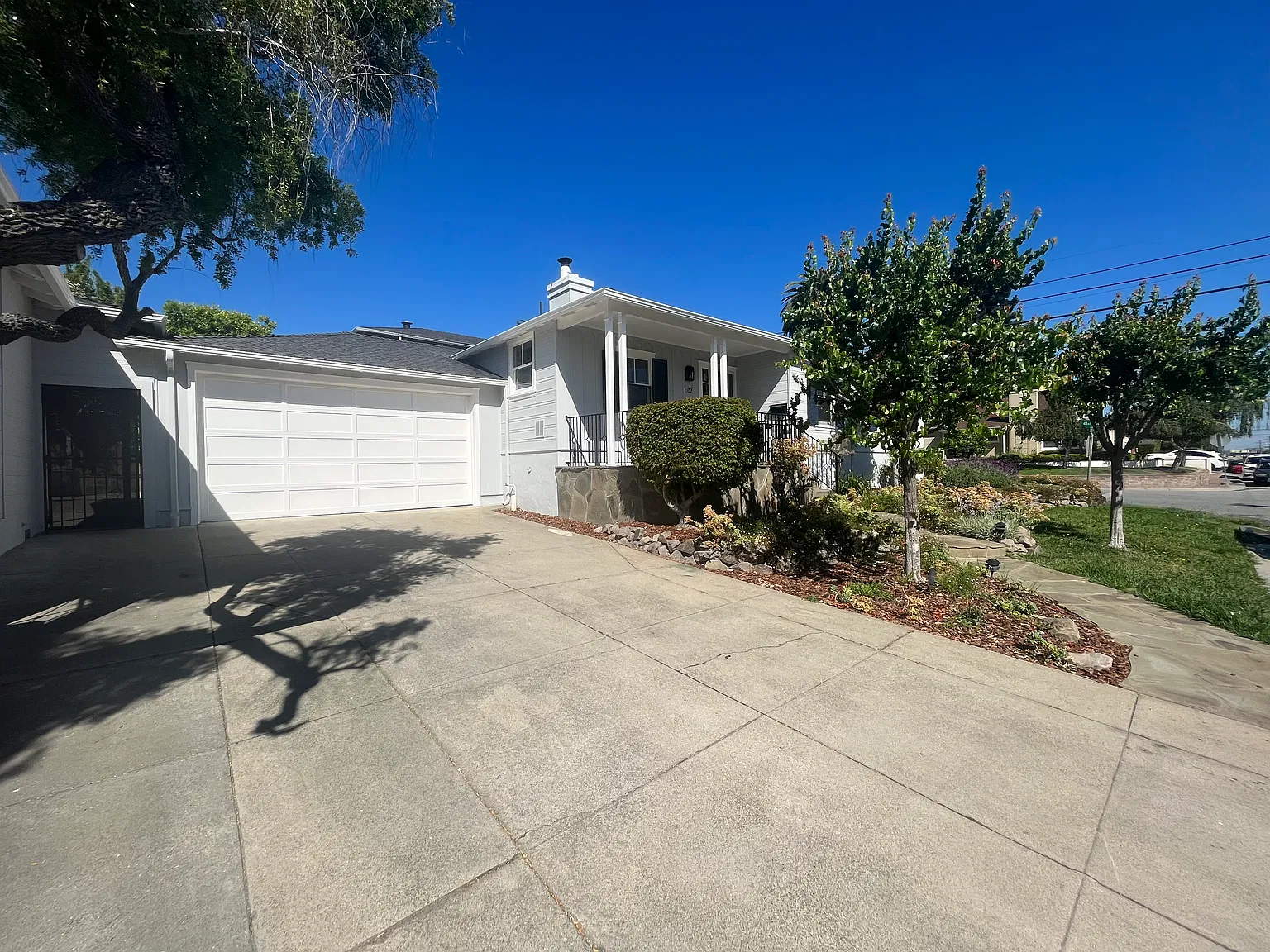 3 bed, 1480 sqft, $5,750 — Photo 3