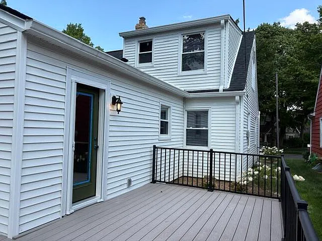715 Linda Vista St — Photo 24