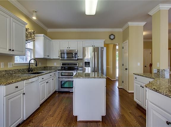 4th image of 5708 Traceside Dr