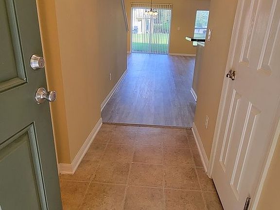 4th image of 4562 Limerick Dr