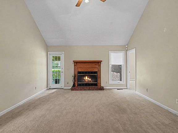 5th image of 363 Jones Mill Rd