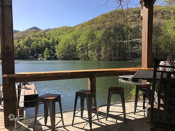 5th image of 234 Forest Lk