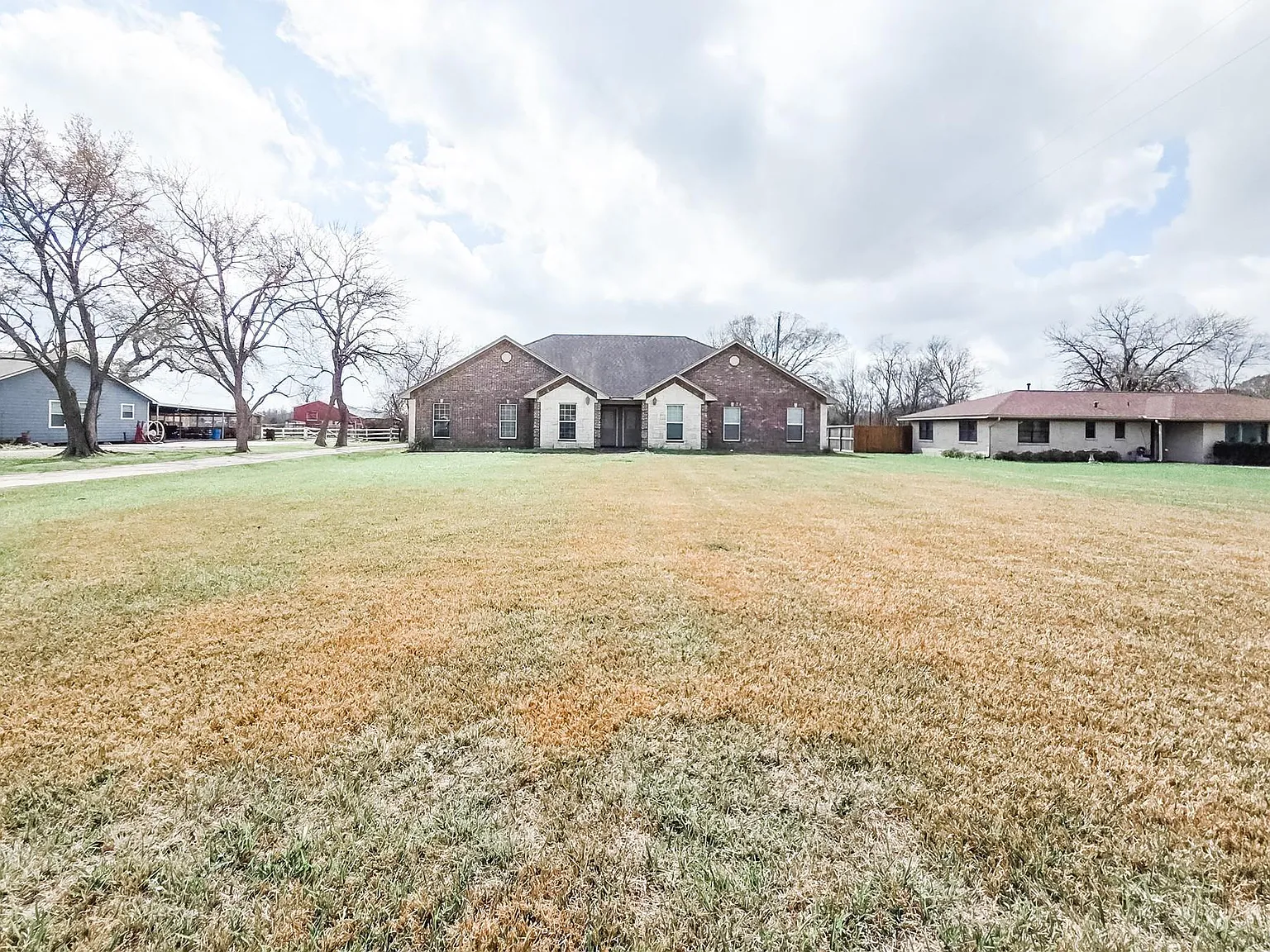 3 bed, 2.0 bath, 1256 sqft, $1,850 — Photo 4
